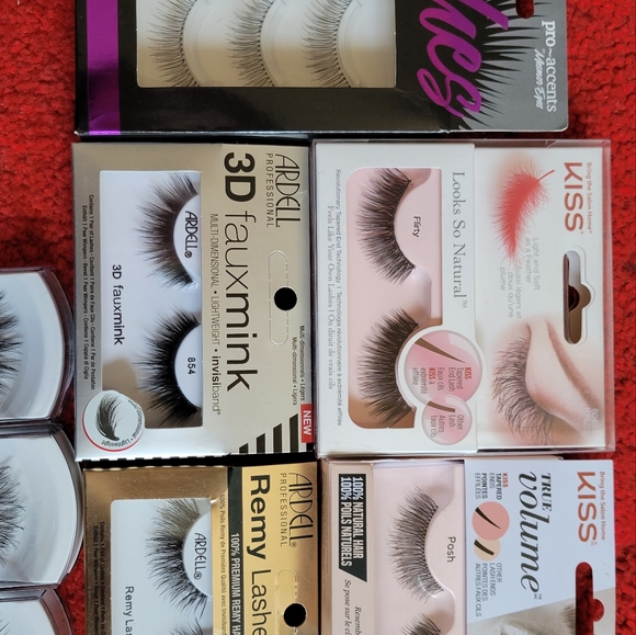 10 unopened strip lashes with glue - Picture 2 of 5
